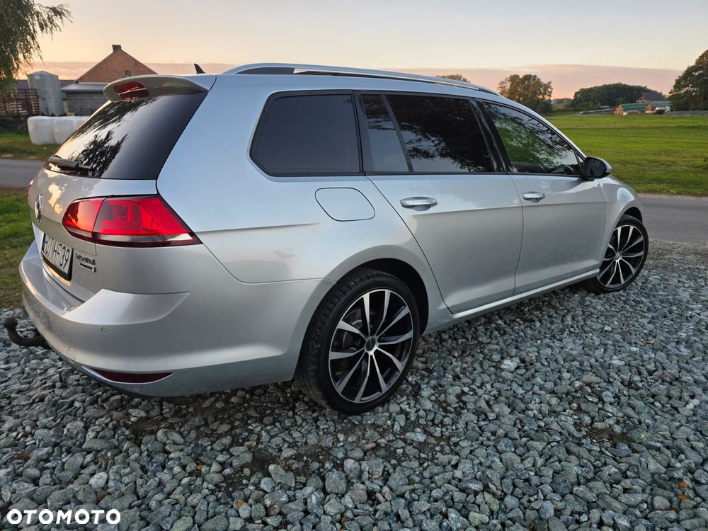 Volkswagen Golf - 8
