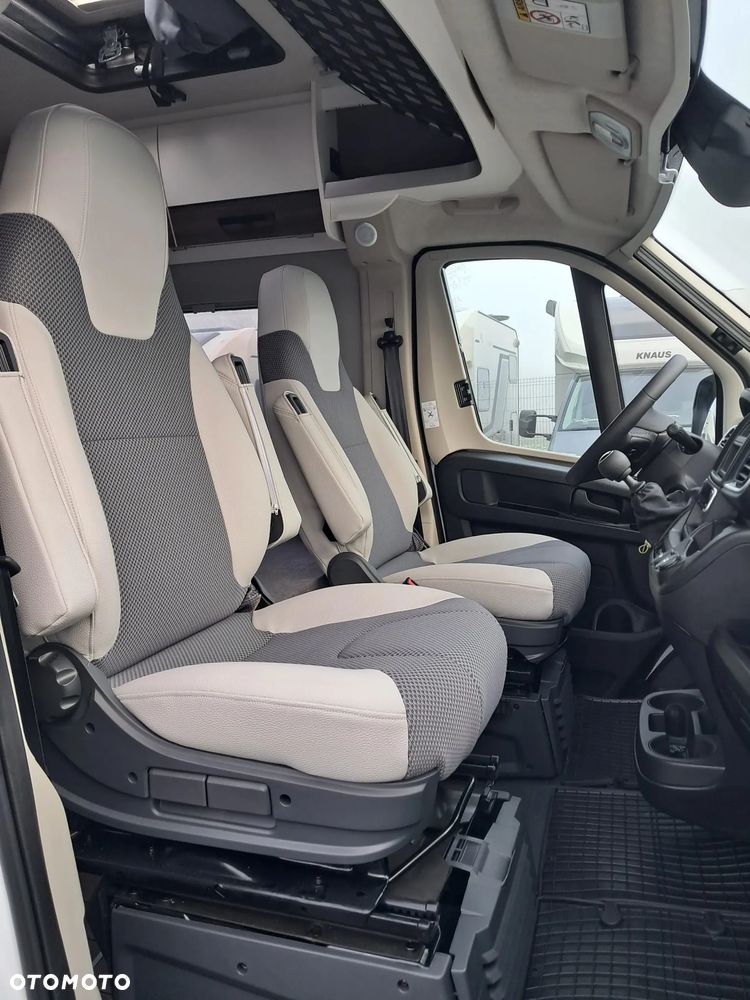 KNAUS VanTourer 600D Namiot 4 osobowy Doposażony Duża Łazienka FV23% - 20