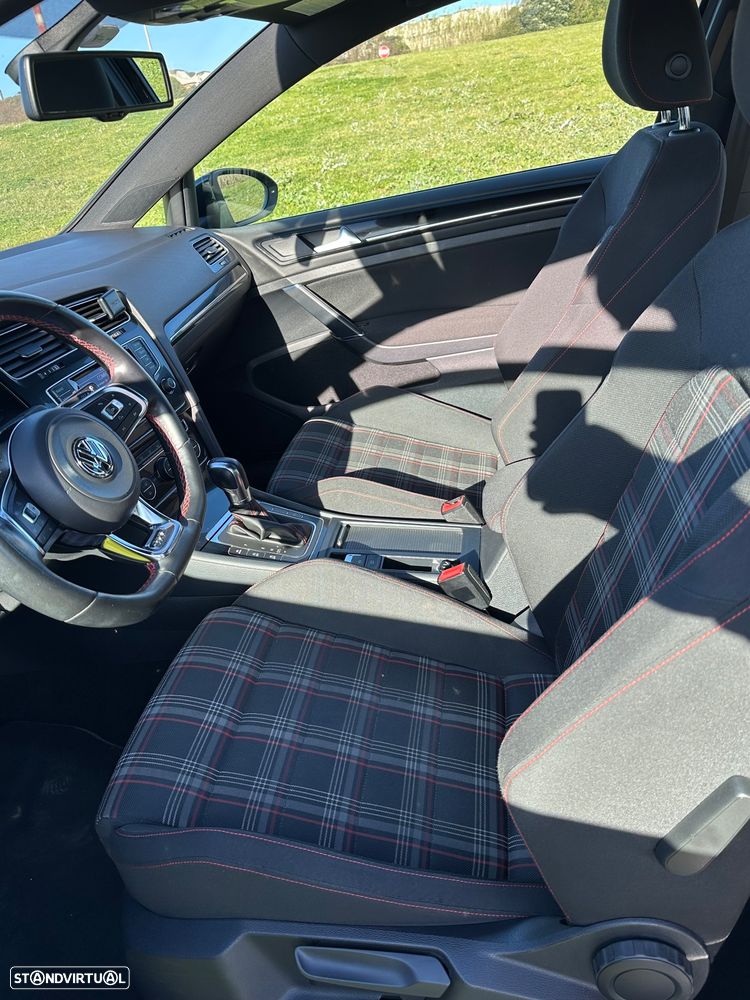VW Golf 2.0 TSi GTi DSG - 8