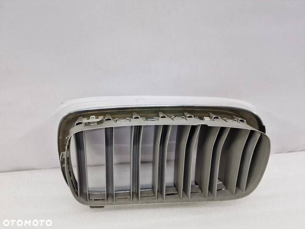 BMW X5 / X6 F15 / F16 PRAWA NERKA / ATRAPA / GRILL PRZEDNI PRZÓD , NR 7316076 / 7316058 / 7316054 ,  NR AUKCJI GL284 - 10
