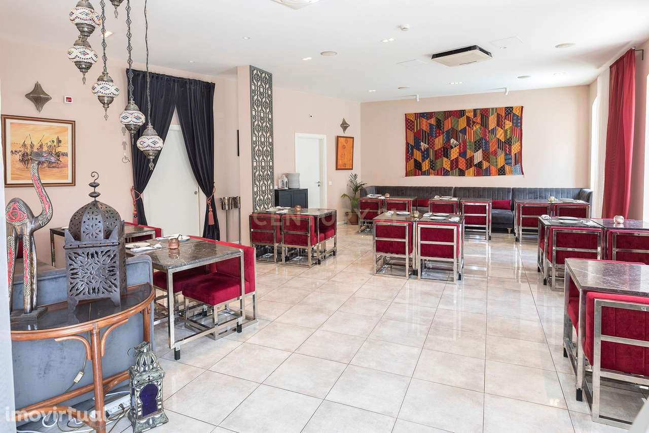 Espaço comercial para venda em Oeiras - Grande imagem: 3/11