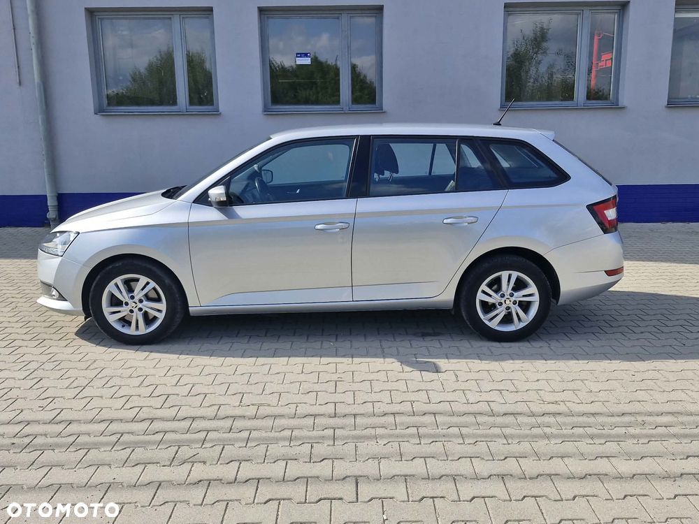 Skoda Fabia 1.0 TSI Ambition DSG - 5