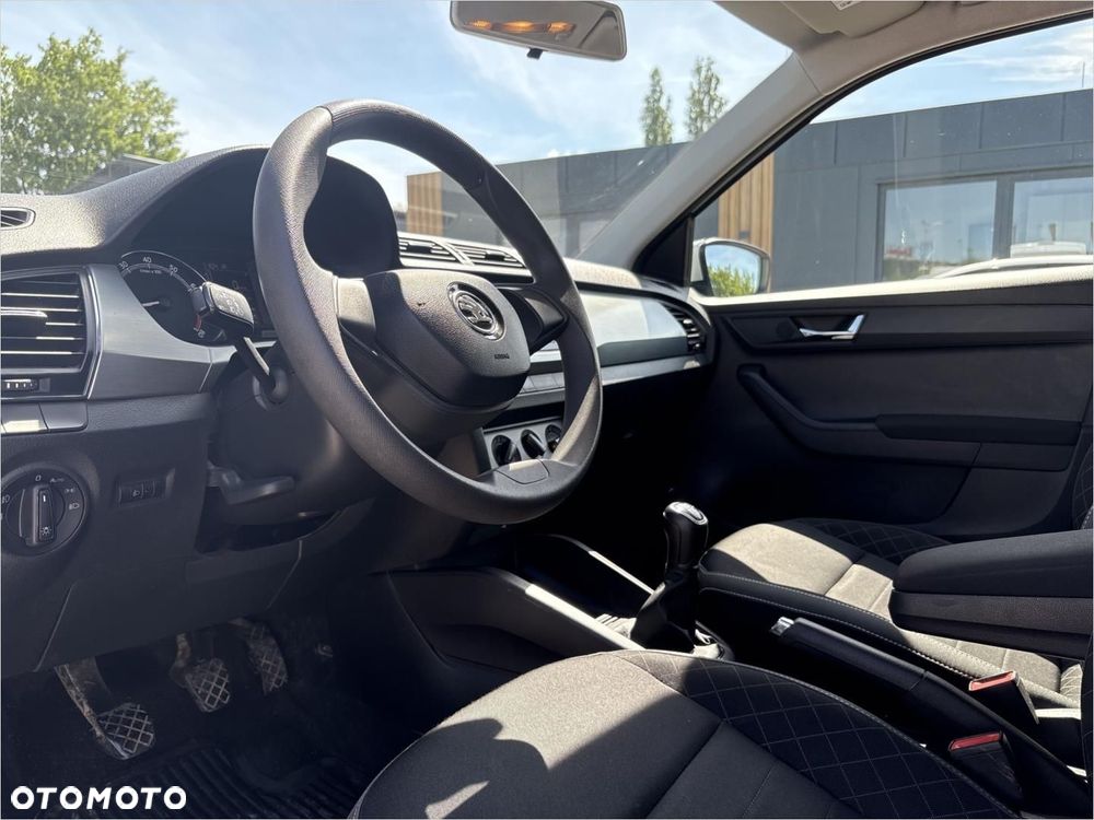 Skoda Fabia 1.0 TSI Ambition - 9