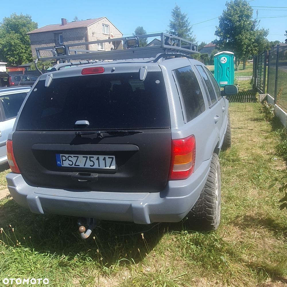 Jeep Grand Cherokee - 4