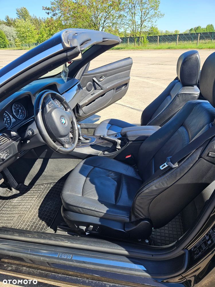 BMW Seria 3 320i - 11