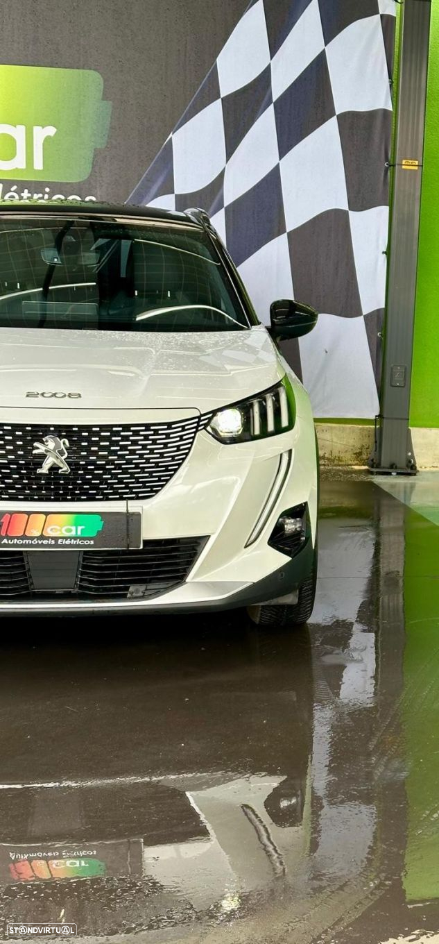 Peugeot e-2008 50 kWh GT - 4
