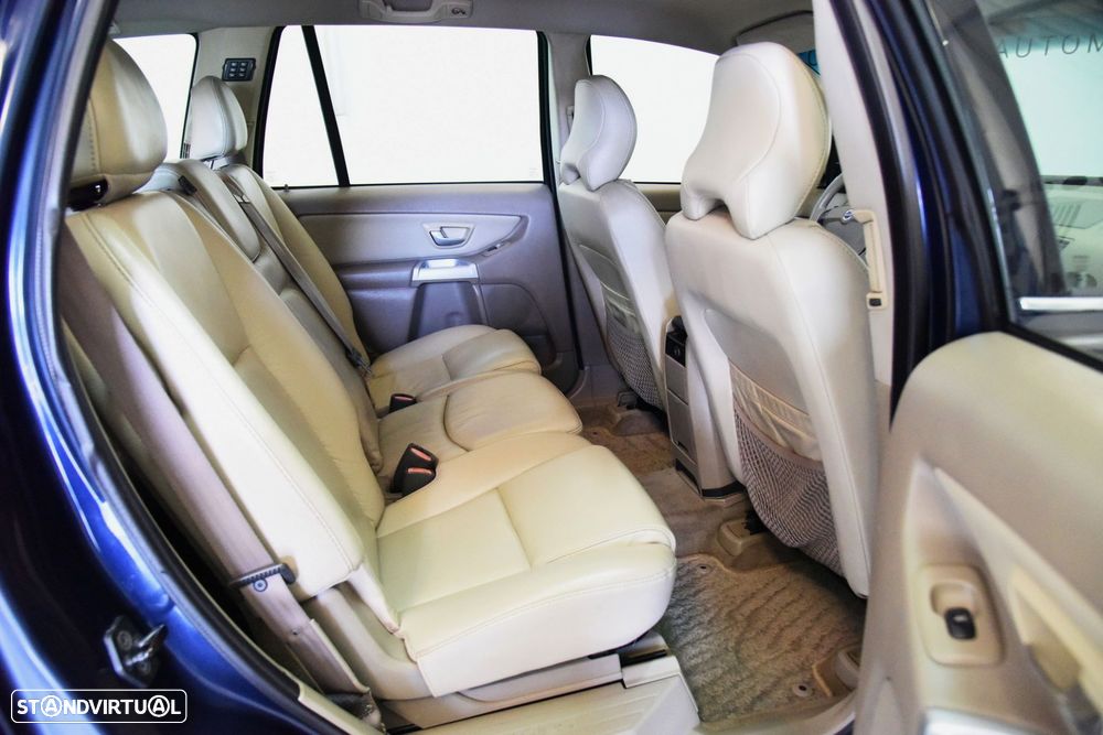 Volvo XC 90 2.4 D5 7L Executive - 26