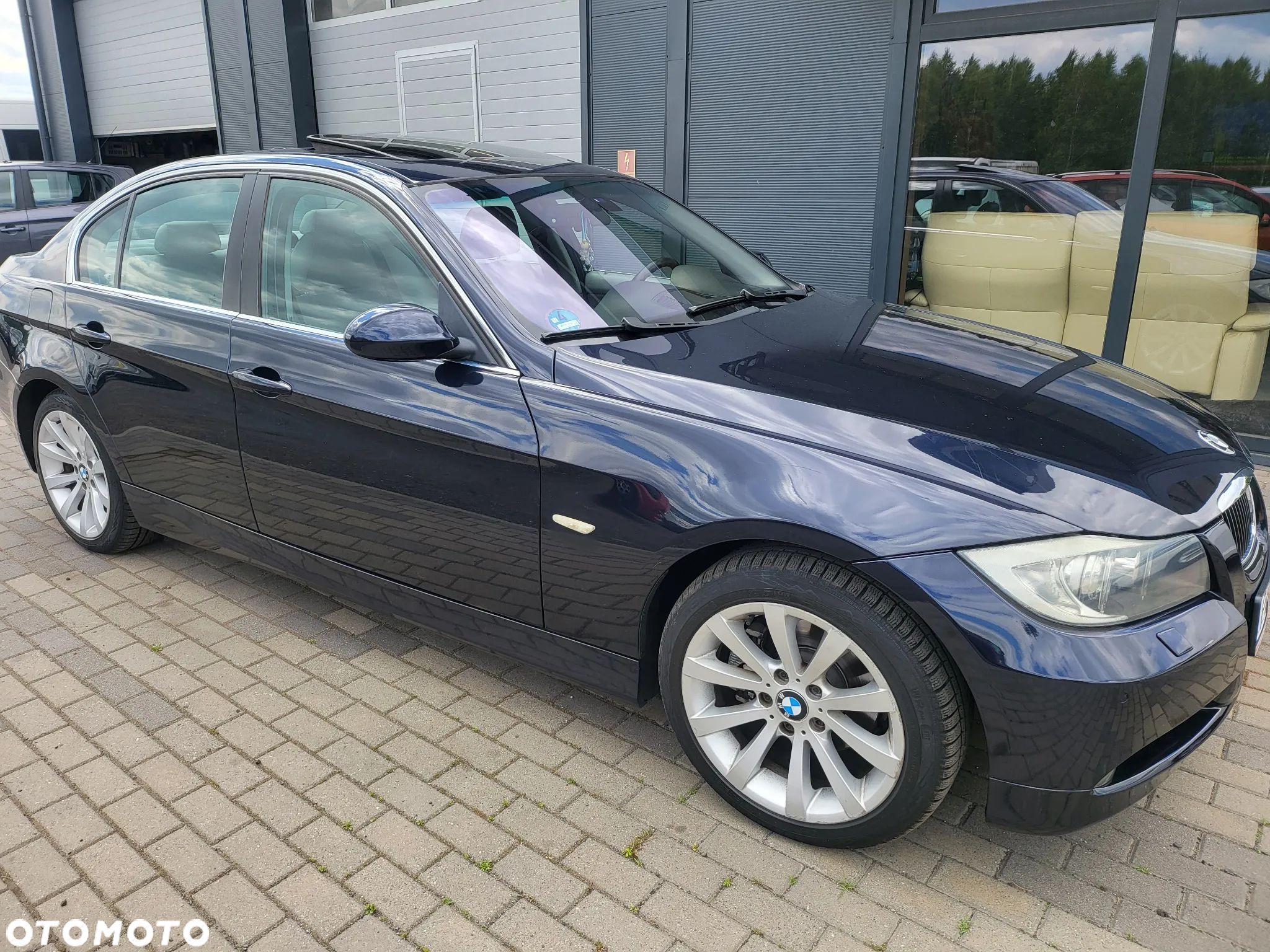 BMW Seria 3 325i - 5