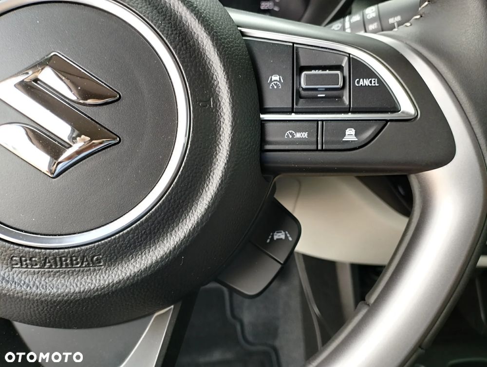 Suzuki Swift 1.2 Dualjet SHVS Premium Plus CVT - 16