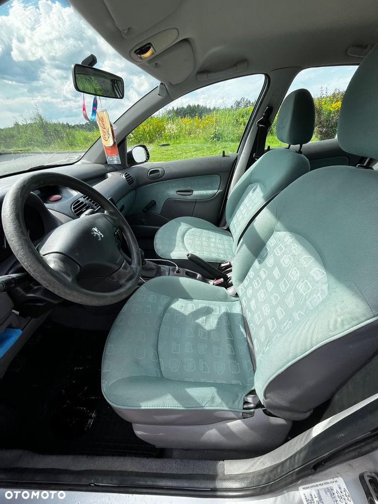Peugeot 206 1.1 XR Presence - 8
