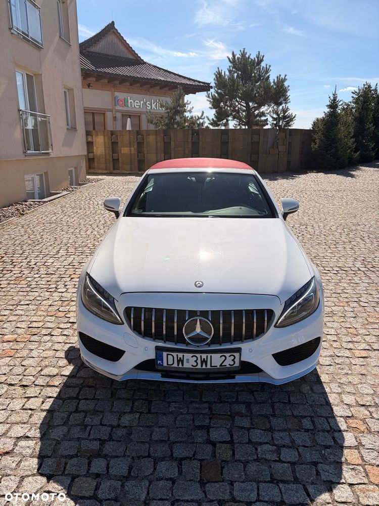 Mercedes-Benz Klasa C 300 9G-TRONIC - 2