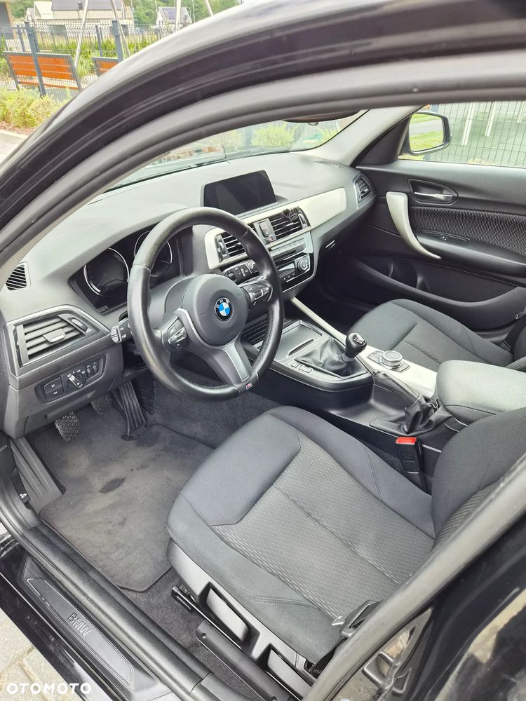 BMW Seria 1 118i Advantage - 21