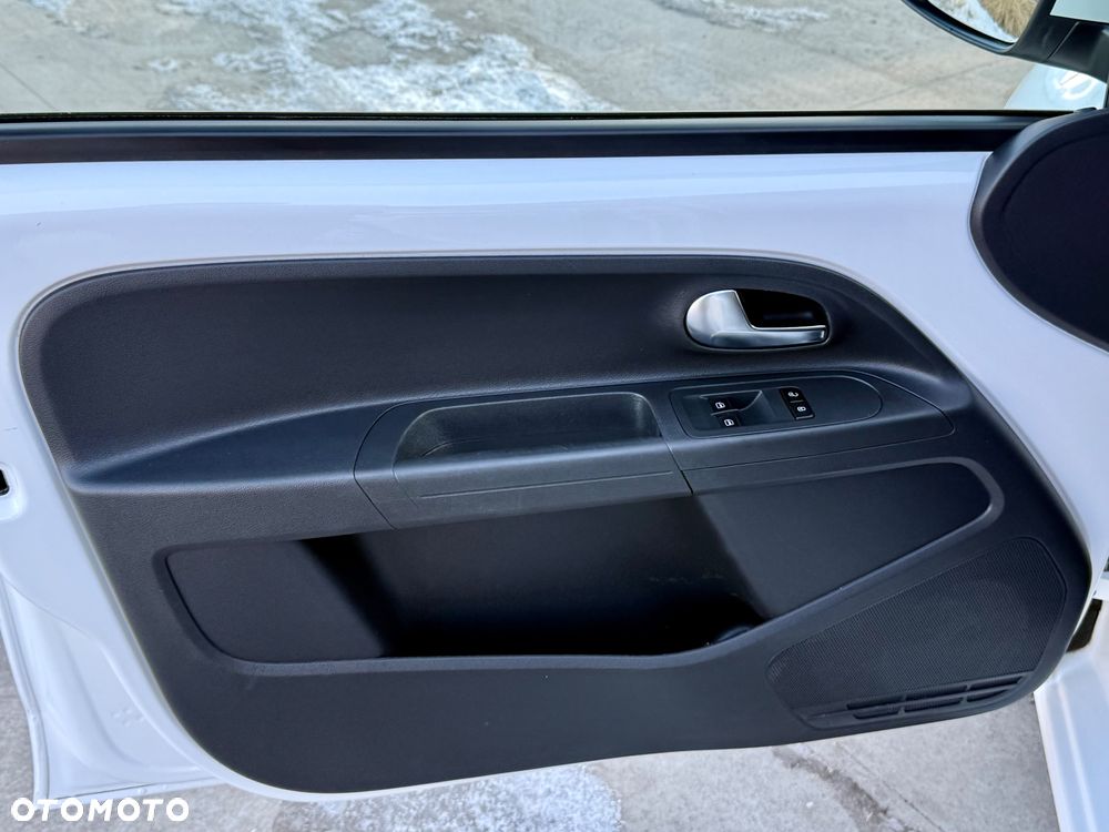 Volkswagen up! Start-Stop special black pearl - 14