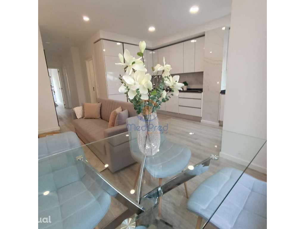 Apartamento T3 Totalmente Remodelado | Centro de Benfica, Lisboa - Grande imagem: 3/10