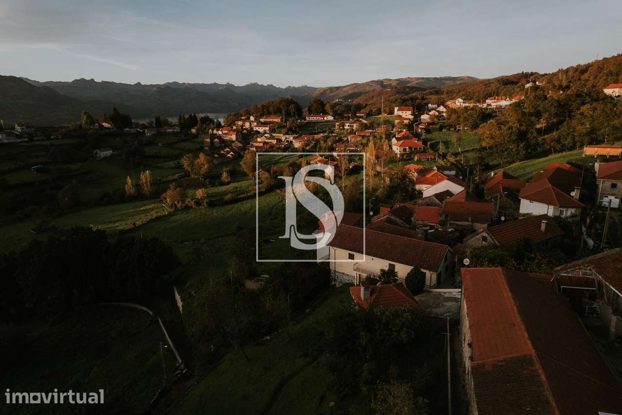 Moradia Rústica T0 em UF de Paradela, Contim e Fiães - Grande imagem: 2/7