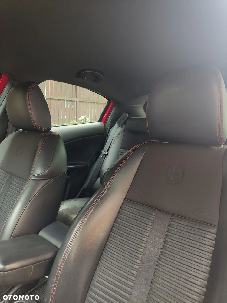 Alfa Romeo Giulietta 1.4 TB MultiAir Distinctive - 8