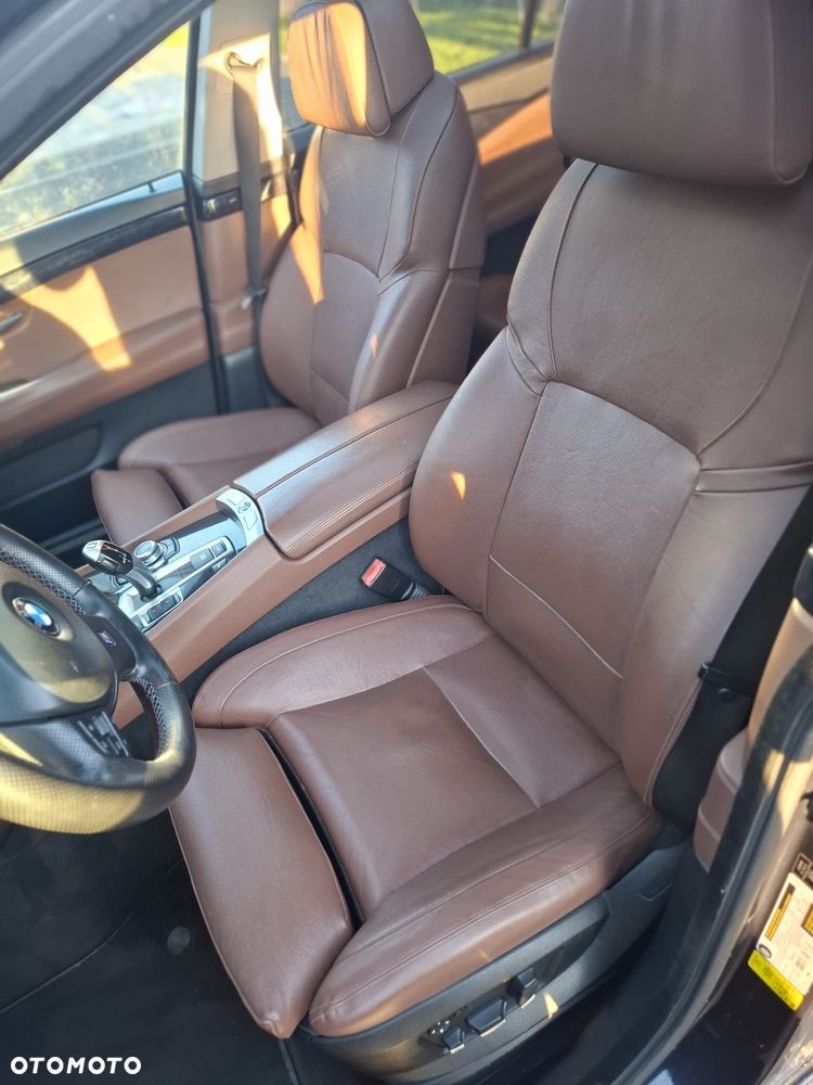 BMW Seria 5 535i - 6