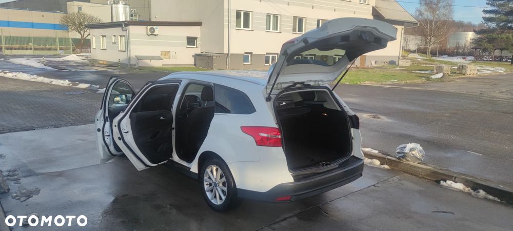 Ford Focus 1.5 TDCi DPF Start-Stopp-System Titanium - 19