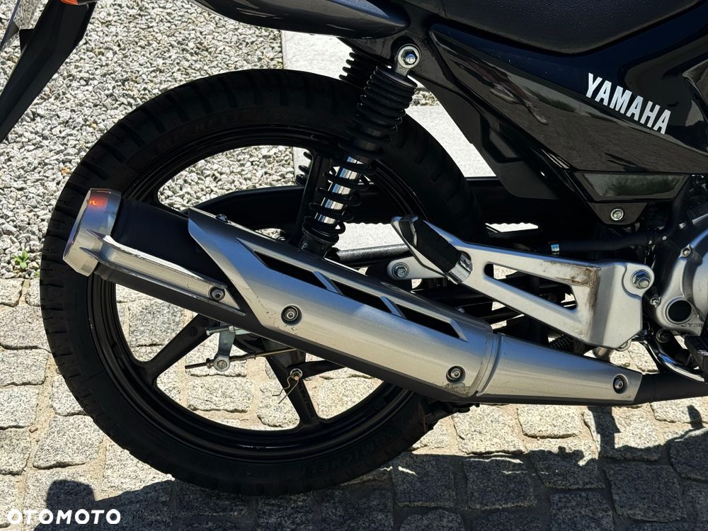 Yamaha YBR - 7