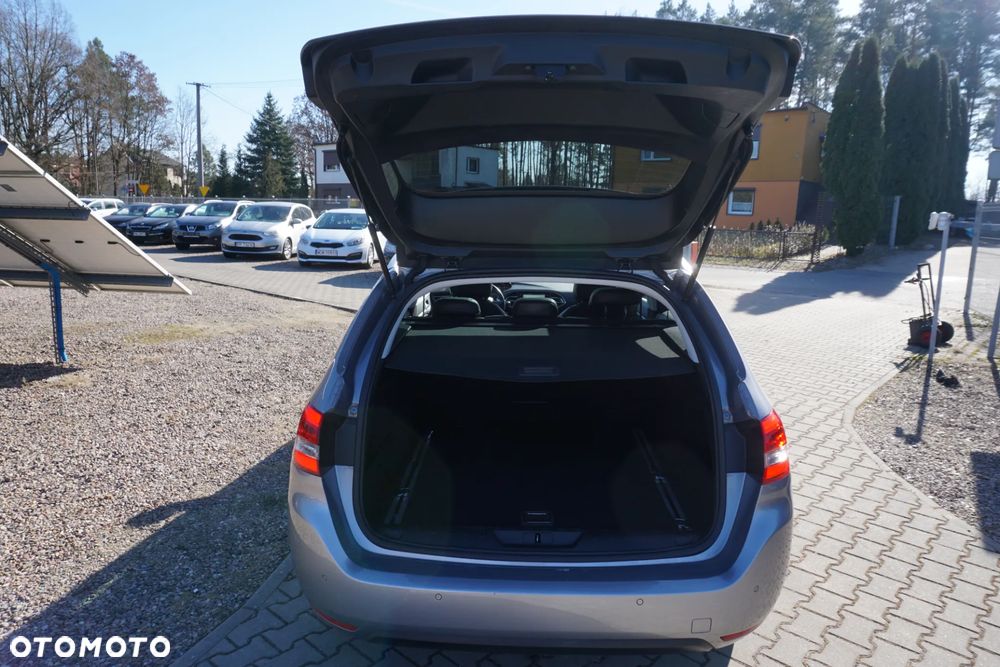 Peugeot 308 - 5