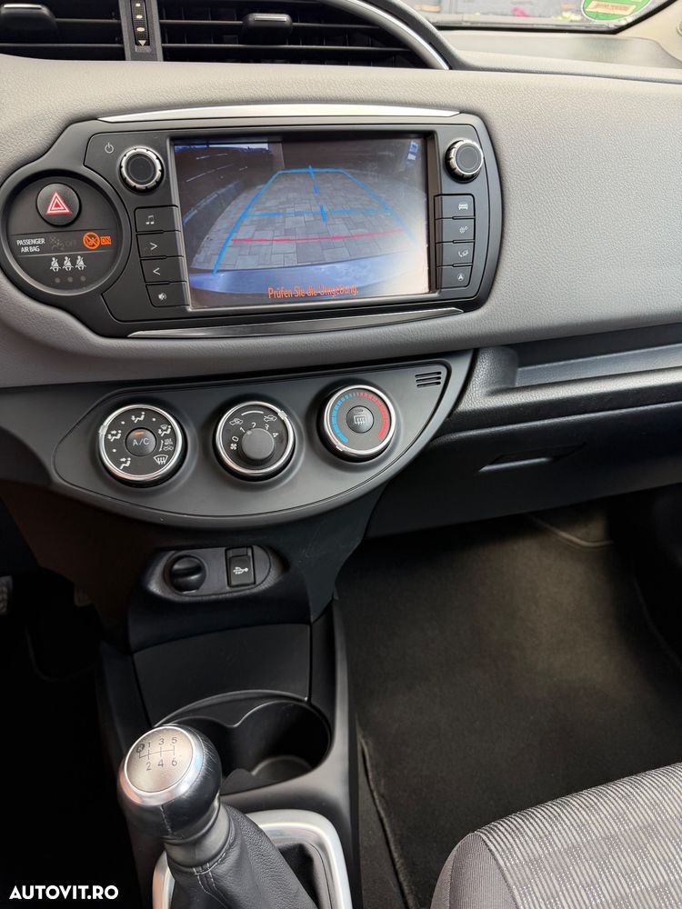 Toyota Yaris 1.3 VVT-i Terra Edition - 9