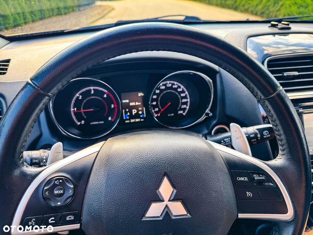 Mitsubishi ASX 2.2 DI-D 4WD Automatik Diamant Edition+ - 34