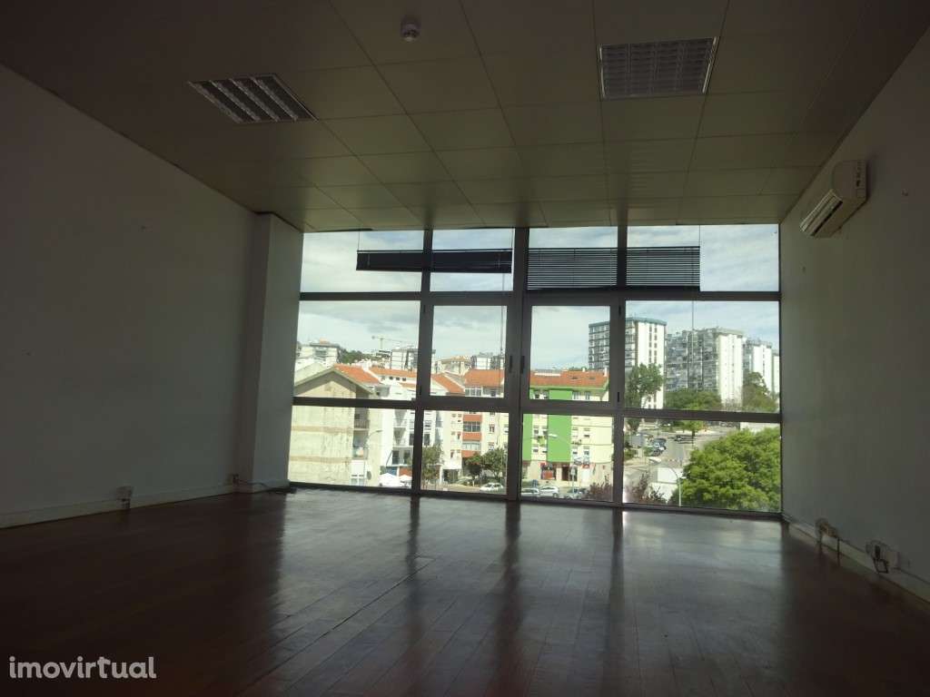 Escritório em Carnaxide - Grande imagem: 4/7