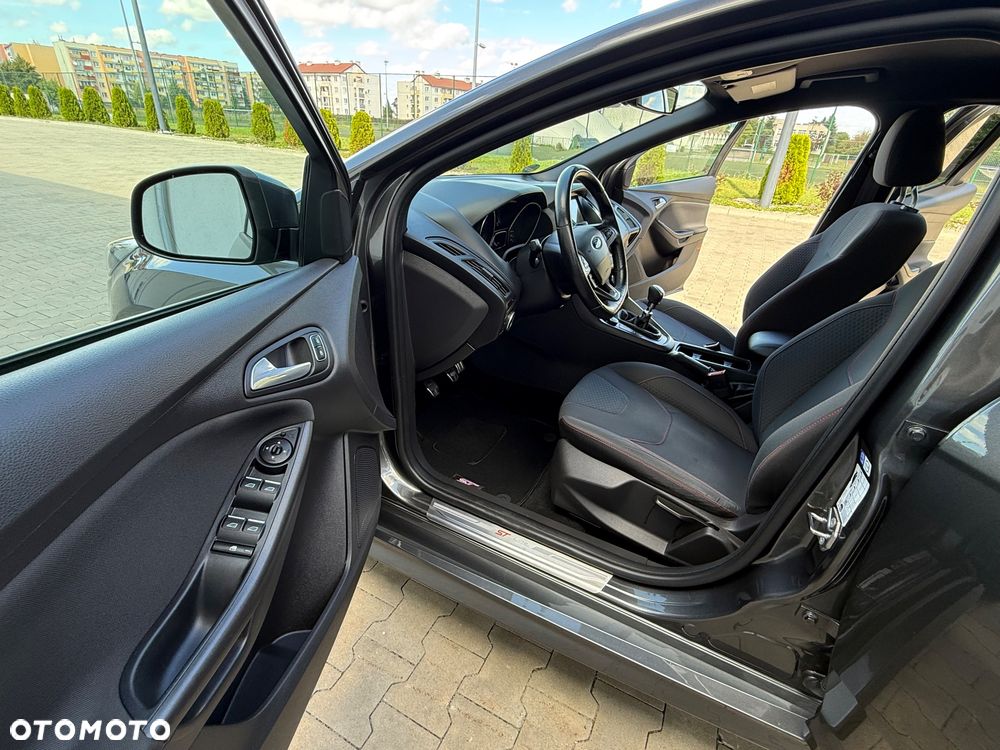 Ford Focus 1.0 EcoBoost ST-Line Black ASS - 20