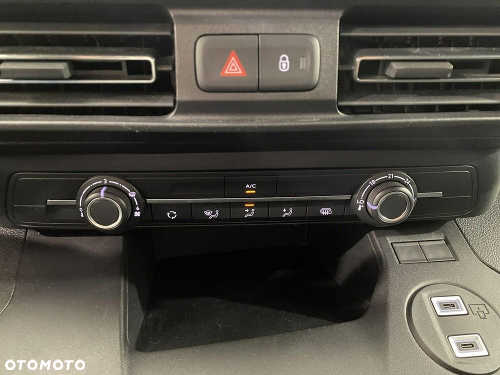 Toyota Proace City - 22