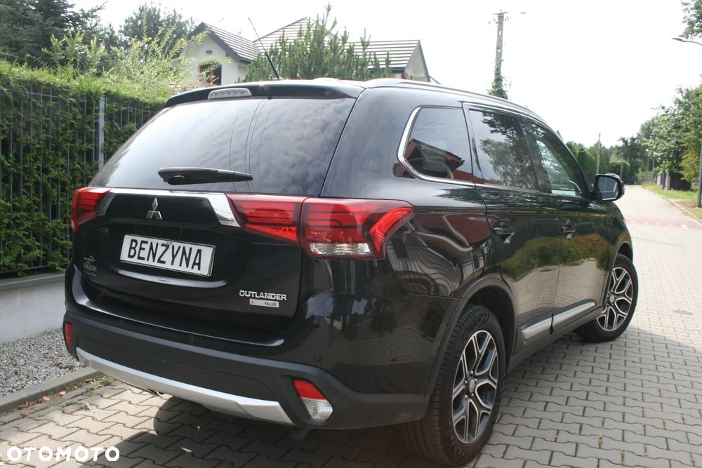 Mitsubishi Outlander 2.2 DID Intense + 4WD - 34