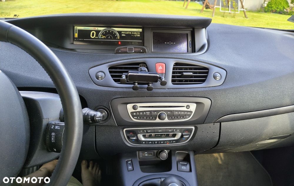 Renault Grand Scenic - 7