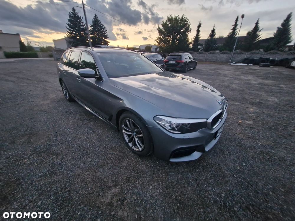 BMW Seria 5 520d xDrive M Sport Edition - 1