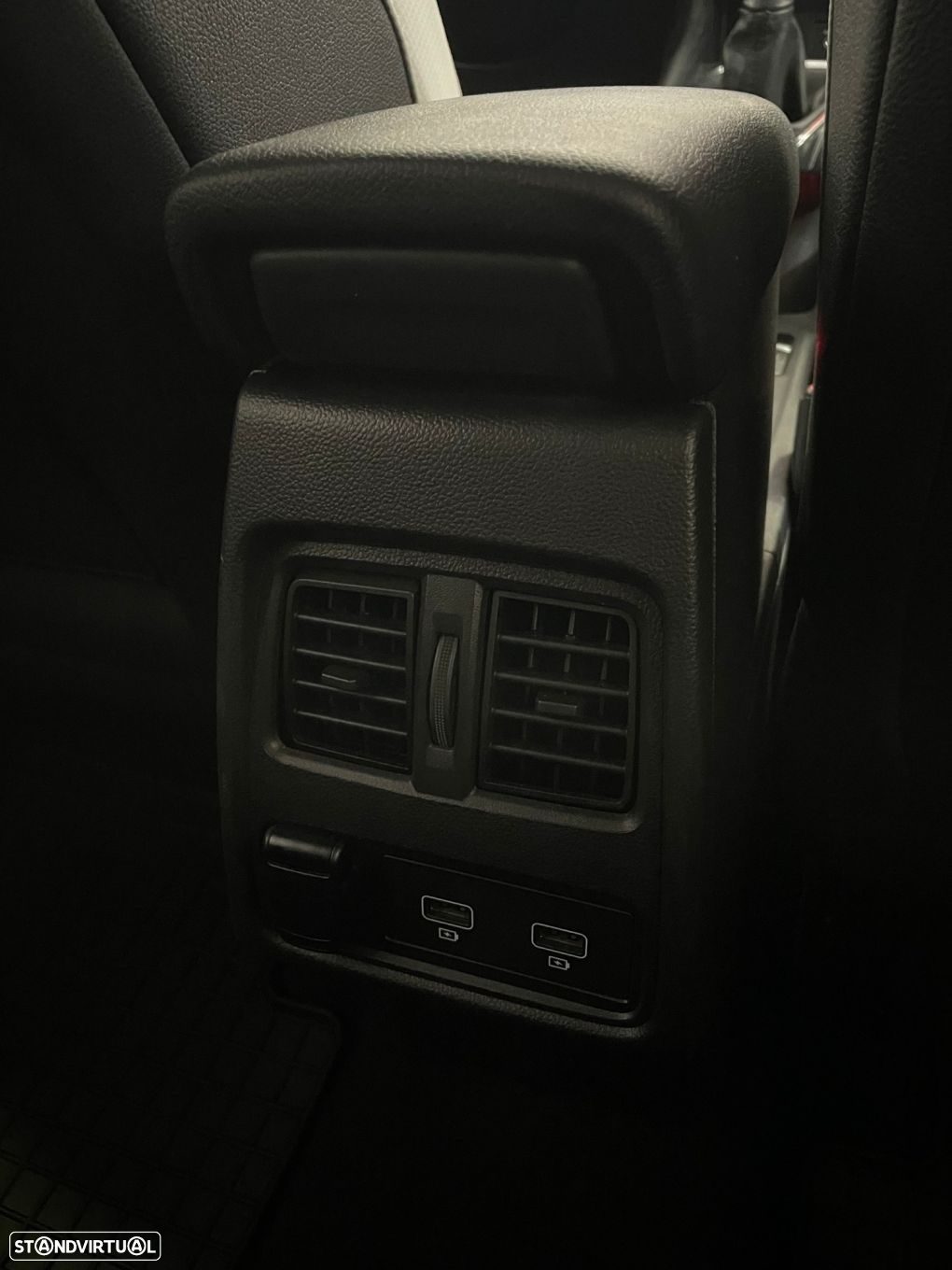 Renault Captur 1.5 dCi Exclusive - 26