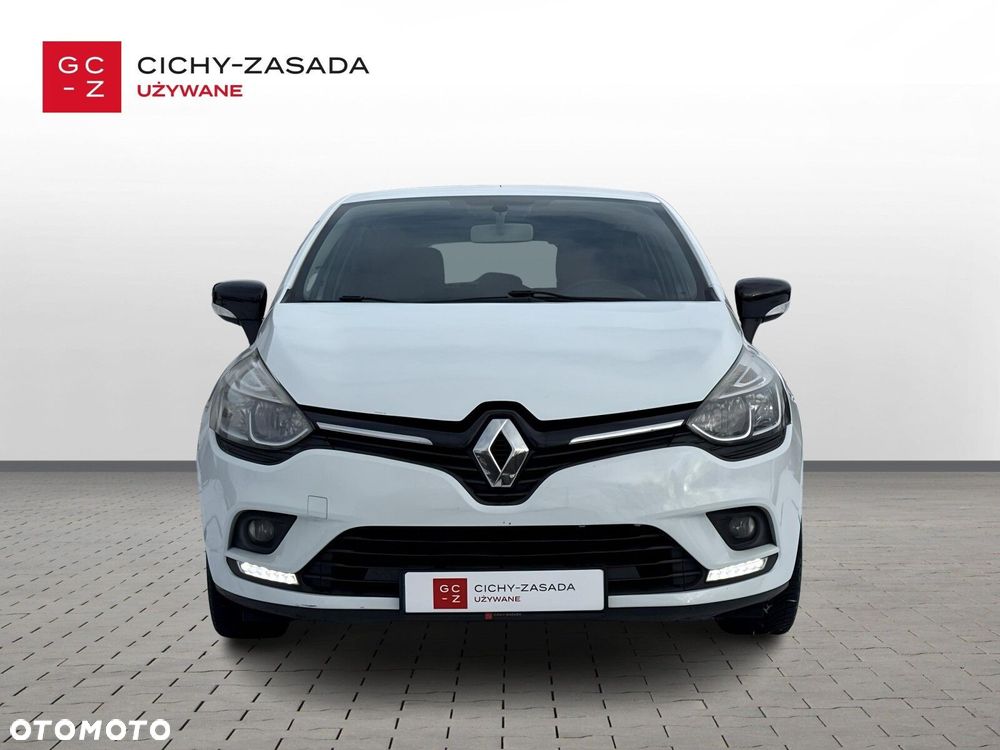 Renault Clio - 8
