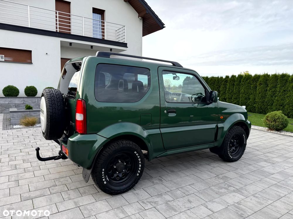 Suzuki Jimny 2011 photo 5