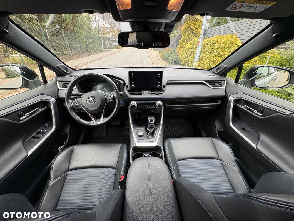 Toyota RAV4 - 15