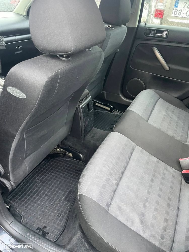 VW Passat Variant 1.9 TDi - 14