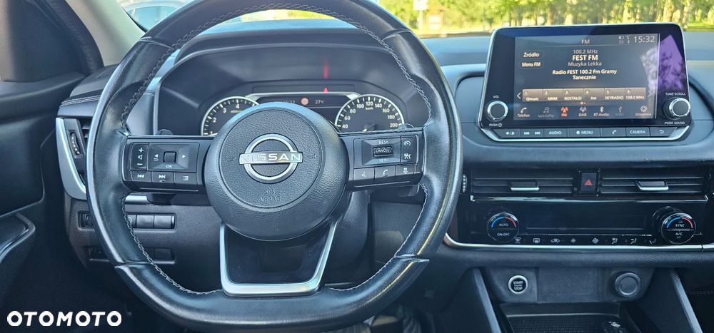 Nissan Qashqai 1.3 DIG-T DCT AKARI - 23