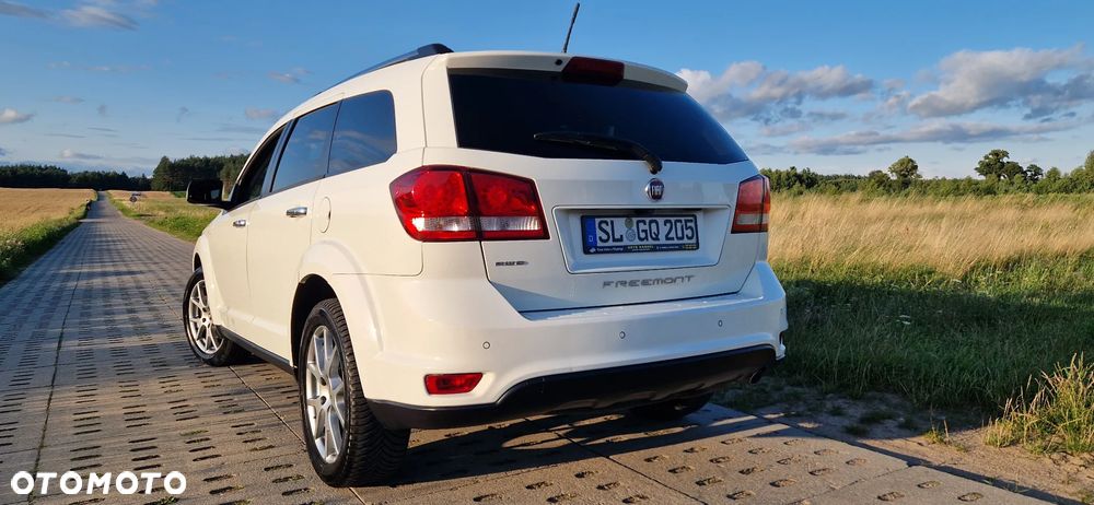 Fiat Freemont 2.0 Multijet 16V DPF Automatik Allrad Urban - 16