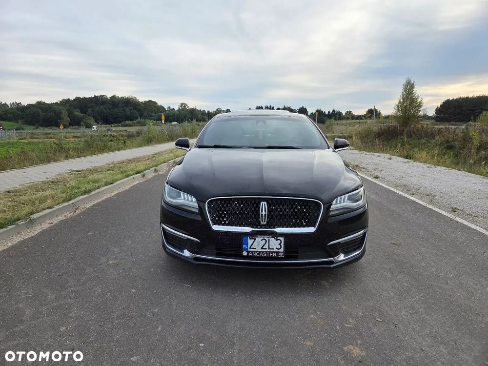 Lincoln MKZ - 2