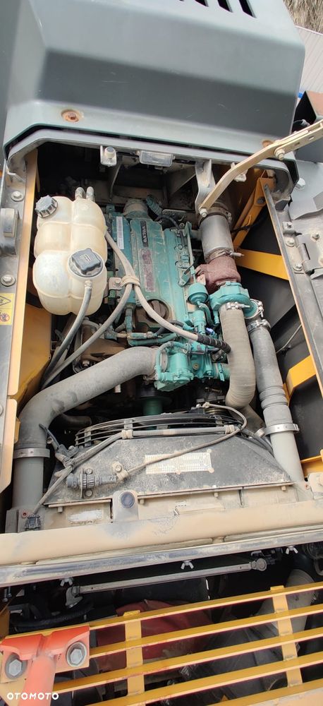 Volvo EC 140 EL - 10