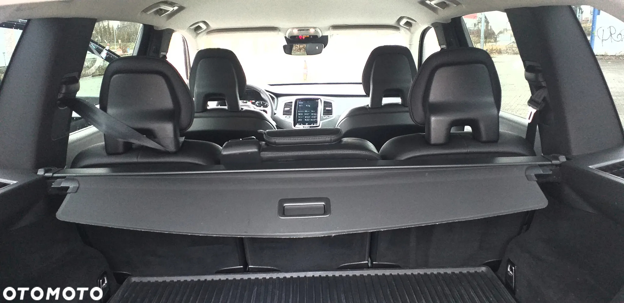 Volvo XC 90 D4 FWD Momentum - 28