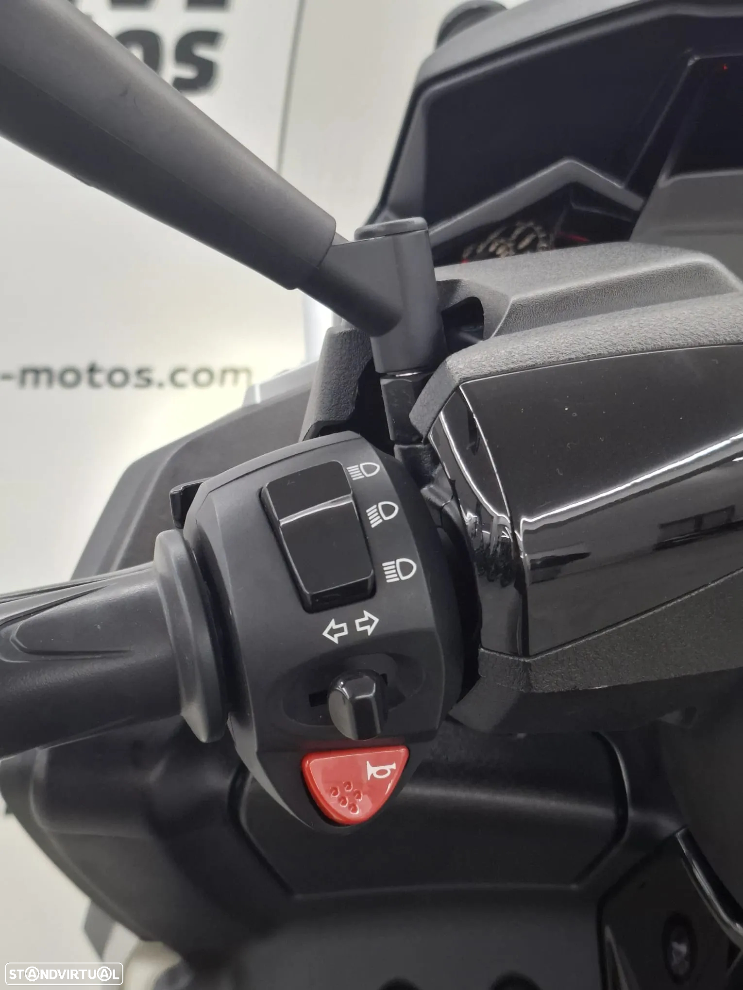 Peugeot Métropolis SW 400 - 24 MESES DE GARANTIA - 12