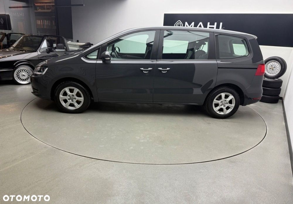 Volkswagen Sharan 2.0 TDI DSG BlueMotion Technology Trendline - 8