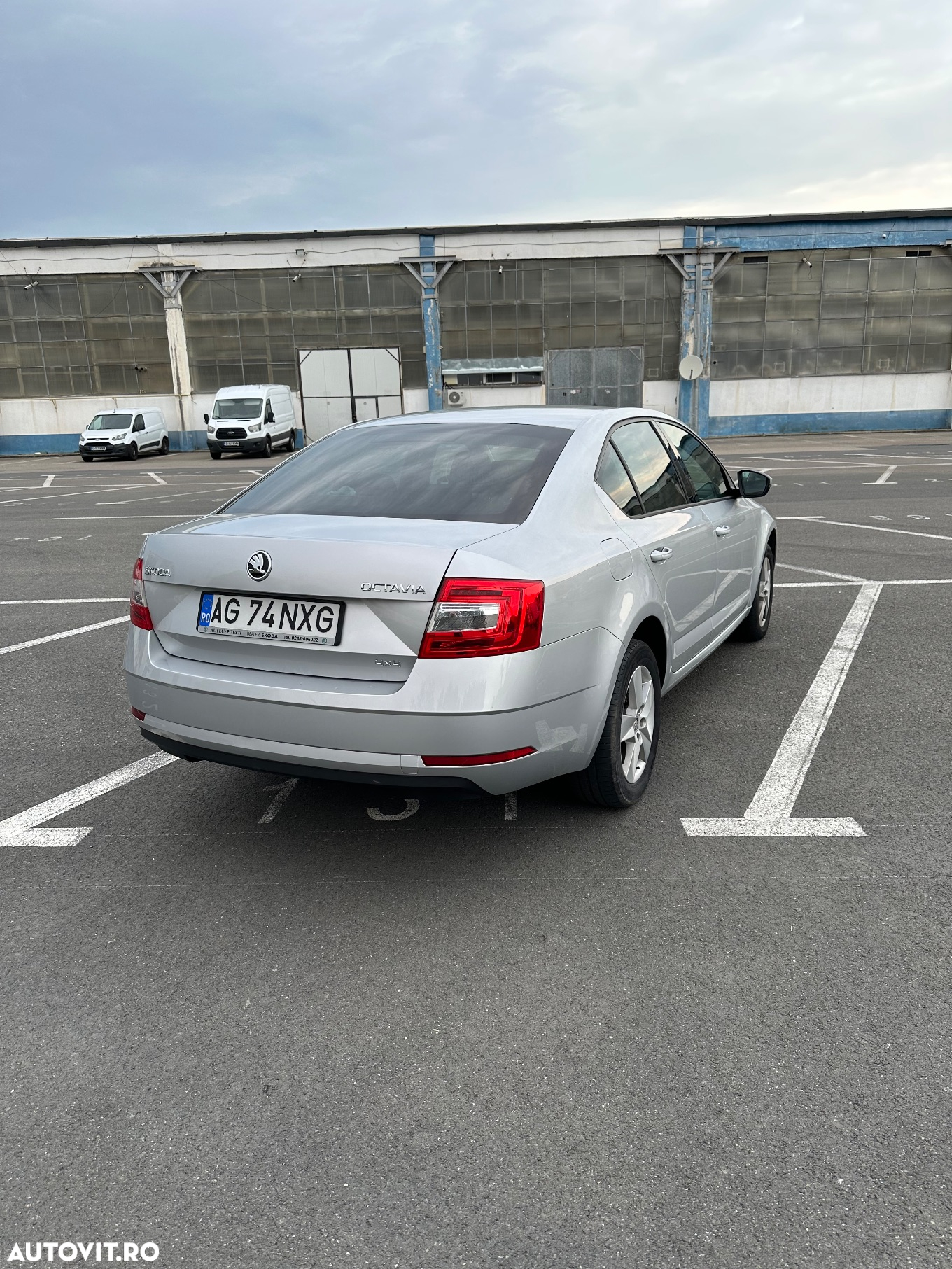 Skoda Octavia 2.0 TDI DSG 4X4 Style - 8