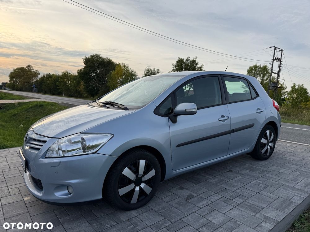 Toyota Auris 1.6 MultiMode Executive - 26