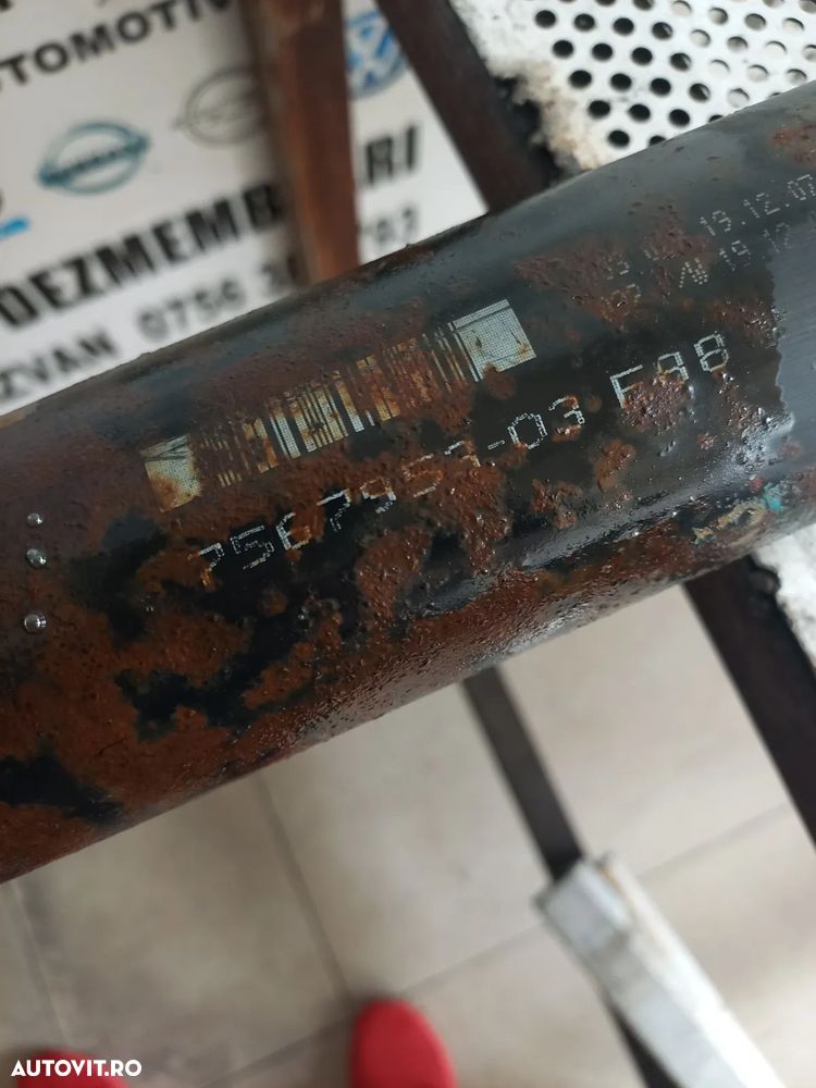 Cardan Bmw Seria 1 E87 Cod 7567953 E81 E87 E88 - Dezmembrari Arad - 9