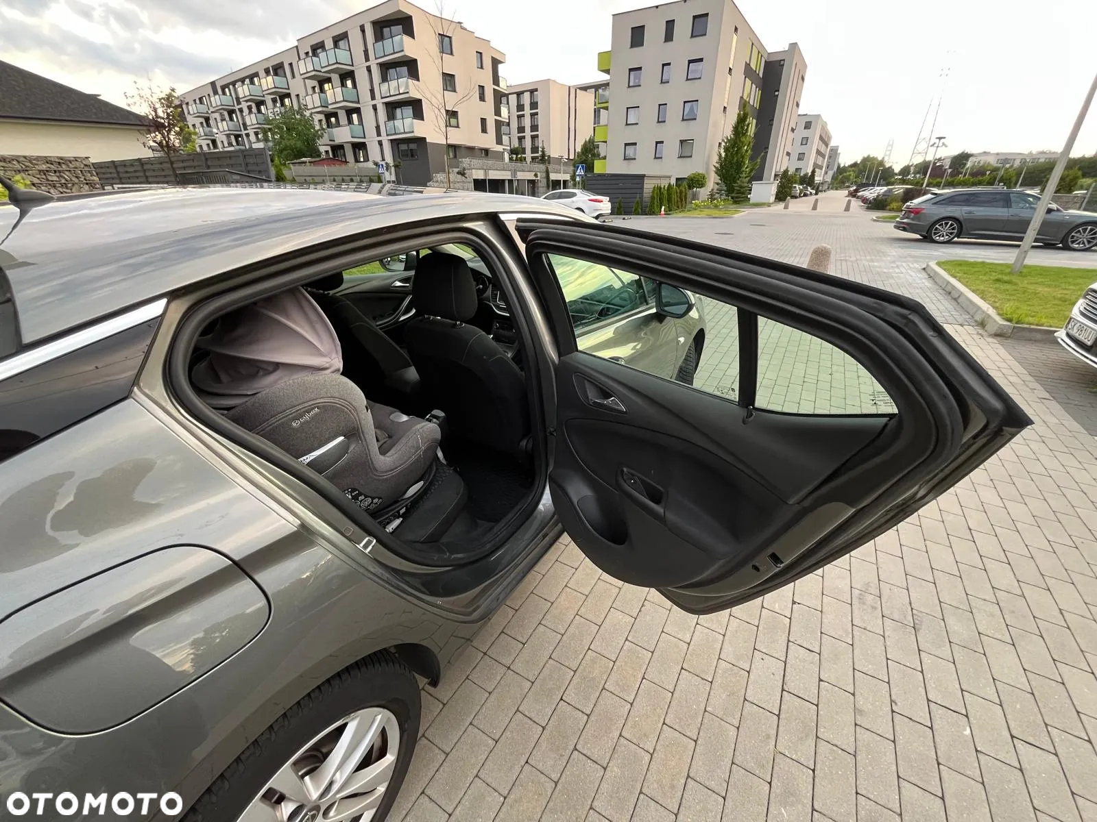 Opel Astra V 1.4 Enjoy - 7