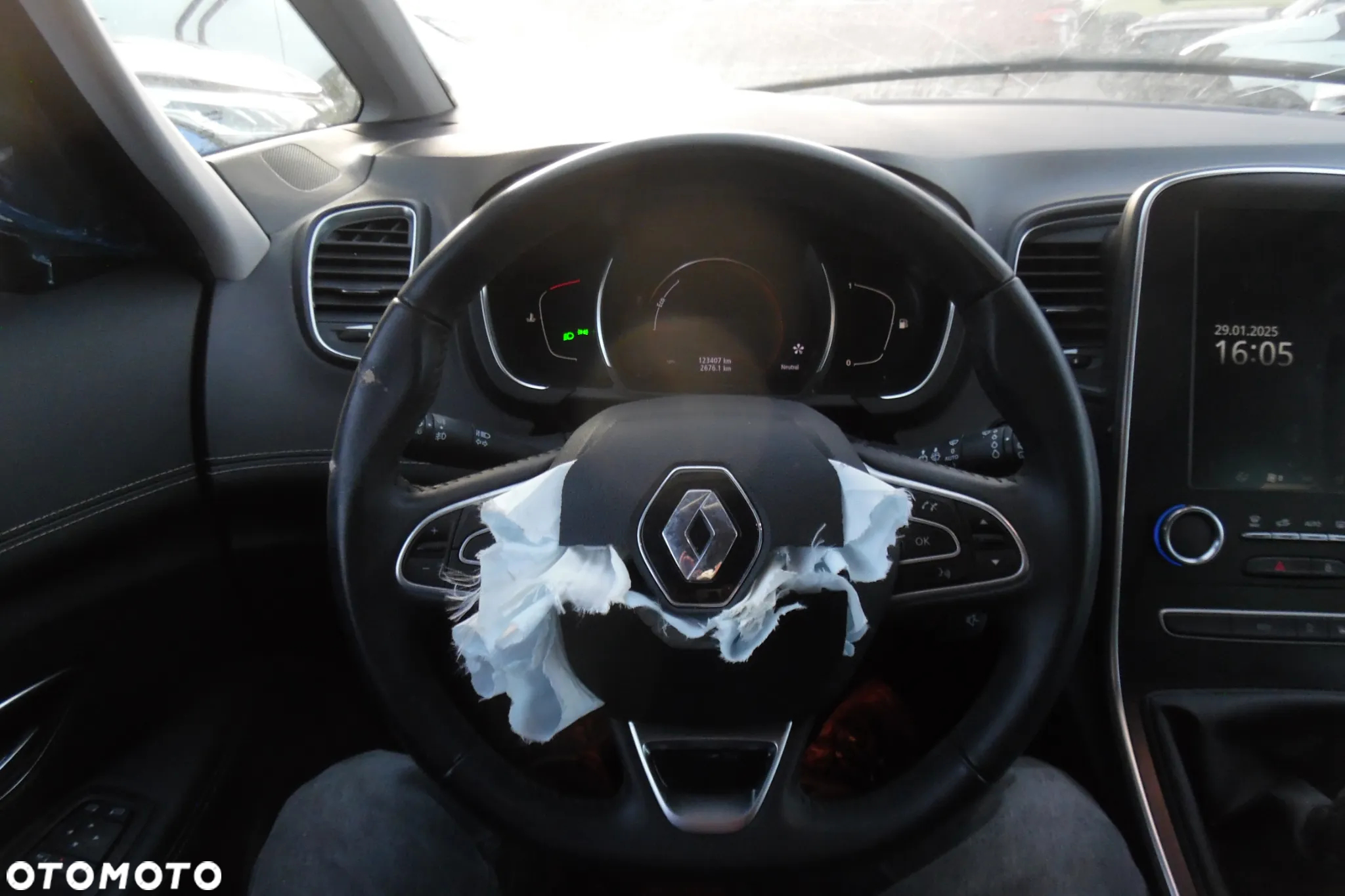 Renault Scenic 1.3 TCe FAP Intens - 12