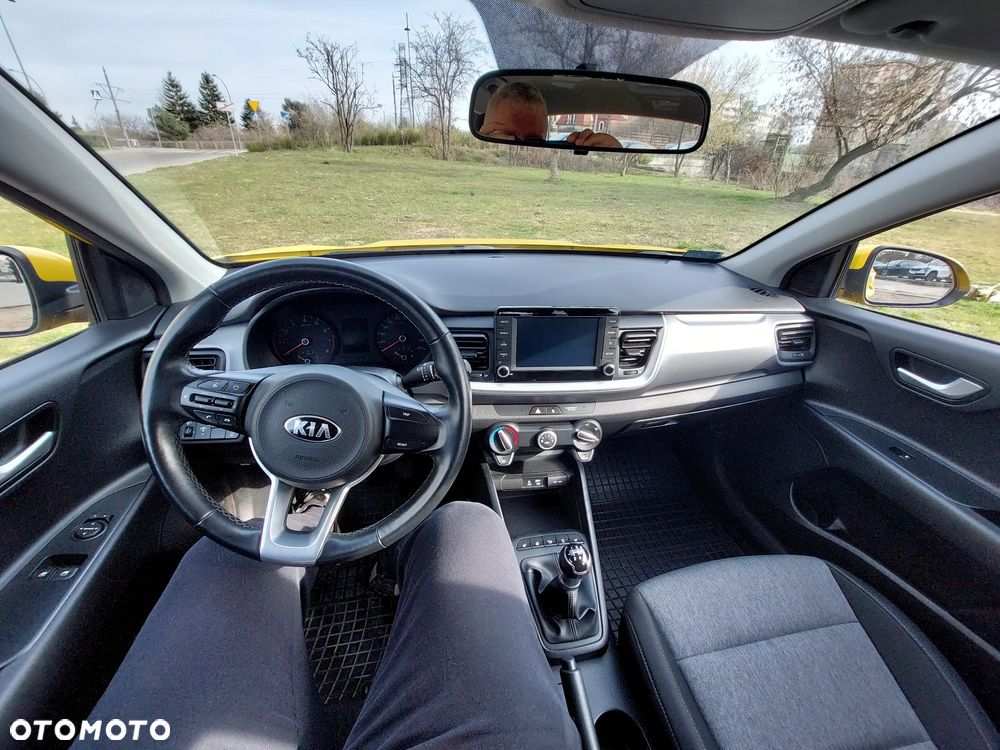 Kia Stonic 1.2 M - 24